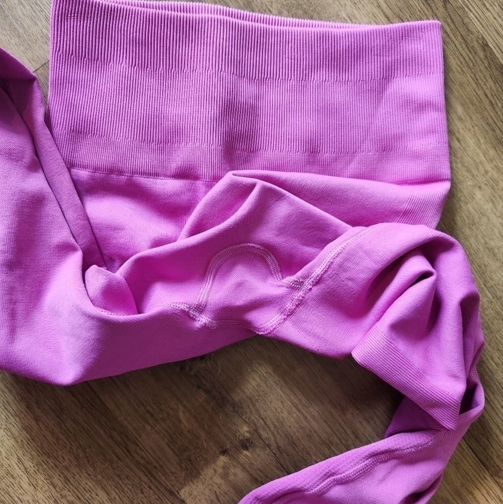 Lululemon Zone In Tight Ultra Violet - Picture 5 of 8